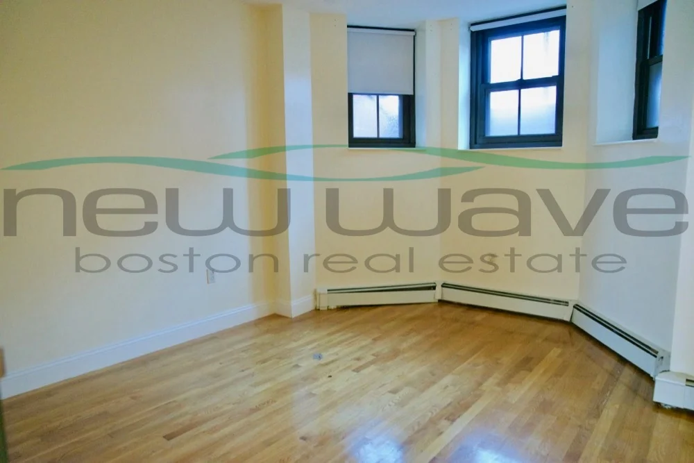 1 bed, 1 bath apartment for rent at 397 Massachusetts Ave Unit 2, Roxbury — photo 6 of 8