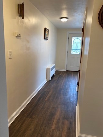 3 bed, 1 bath apartment for rent at 397 Massasoit Rd, Quinsigamond Valley — photo 12 of 25