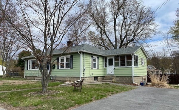 3 bed, 1 bath apartment for rent at 397 Massasoit Rd, Quinsigamond Valley — photo 25 of 25