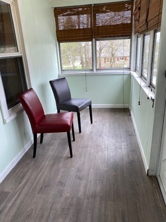 3 bed, 1 bath apartment for rent at 397 Massasoit Rd, Quinsigamond Valley — photo 4 of 25