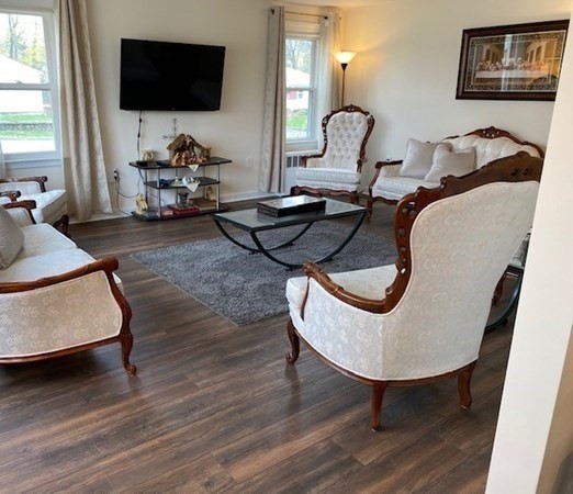 3 bed, 1 bath apartment for rent at 397 Massasoit Rd, Quinsigamond Valley — photo 10 of 25