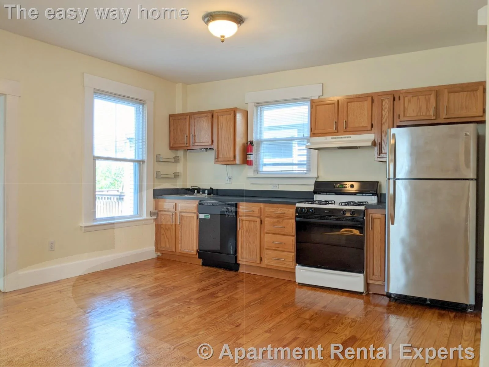 2 bed, 1 bath apartment for rent at 397 Washington St Unit 2, Ward Two — photo 3 of 21