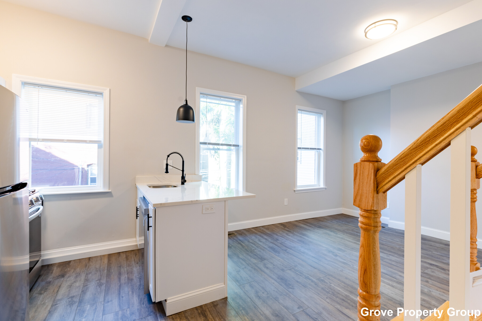 4 bed, 2 bath apartment for rent at 397 West Fourth St Unit 1, South Boston — photo 5 of 19