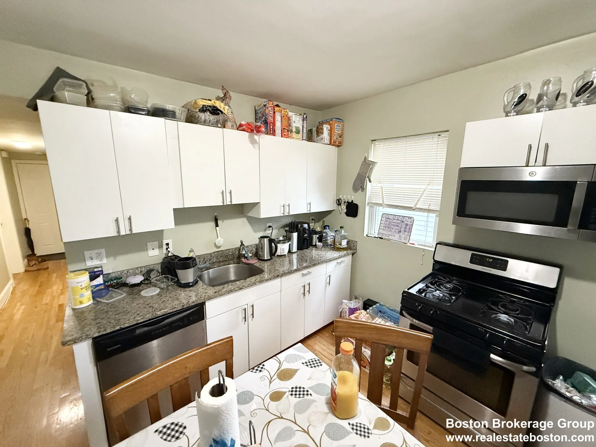 3 bed, 2 bath apartment for rent at 3977 Washington St Unit 1, Roslindale