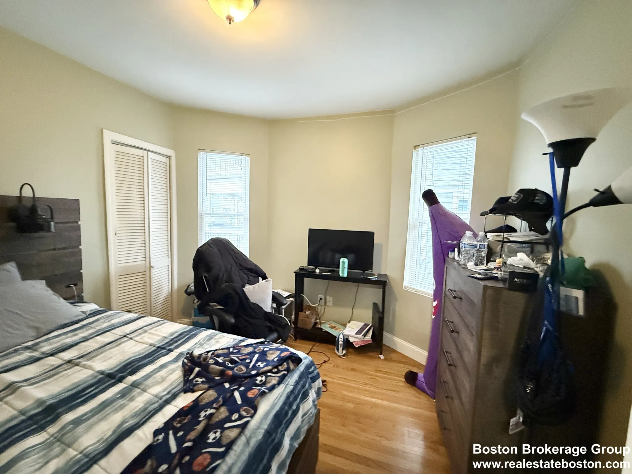 3 bed, 2 bath apartment for rent at 3977 Washington St Unit 1, Roslindale — photo 4 of 9