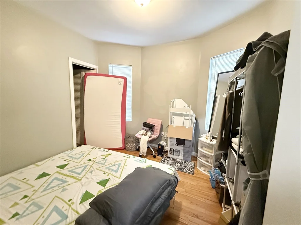 3 bed, 2 bath apartment for rent at 3977 Washington St Unit 3, Jamaica Plain — photo 10 of 11