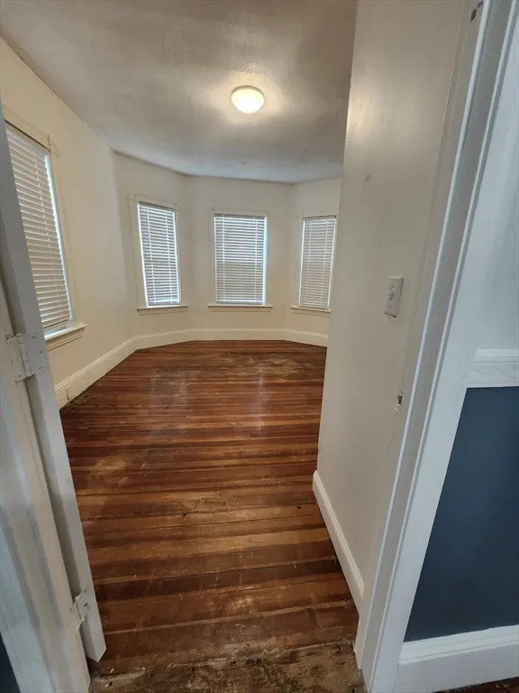 4 bed, 1 bath apartment for rent at 398-400 Spring St Unit 1, Brockton Heights — photo 6 of 13