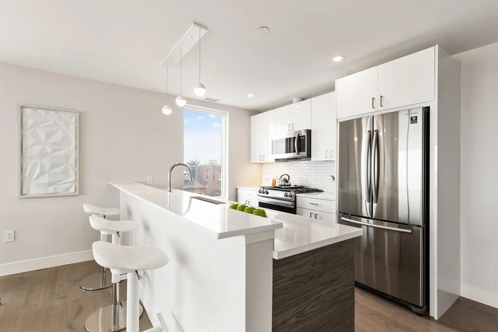 2 bed, 2 bath apartment for rent at 398 Cambridge St Unit 207, Allston — photo 4 of 12