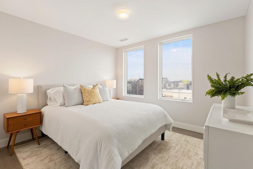 2 bed, 2 bath apartment for rent at 398 Cambridge St Unit 302, Allston — photo 8 of 12