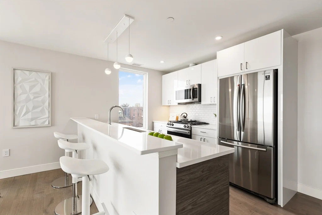 2 bed, 2 bath apartment for rent at 398 Cambridge St Unit 307, Allston — photo 3 of 11