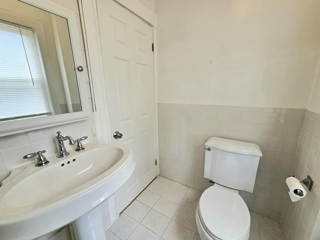 3 bed, 1 bath apartment for rent at 398 Charles St Unit 2, Malden — photo 15 of 39