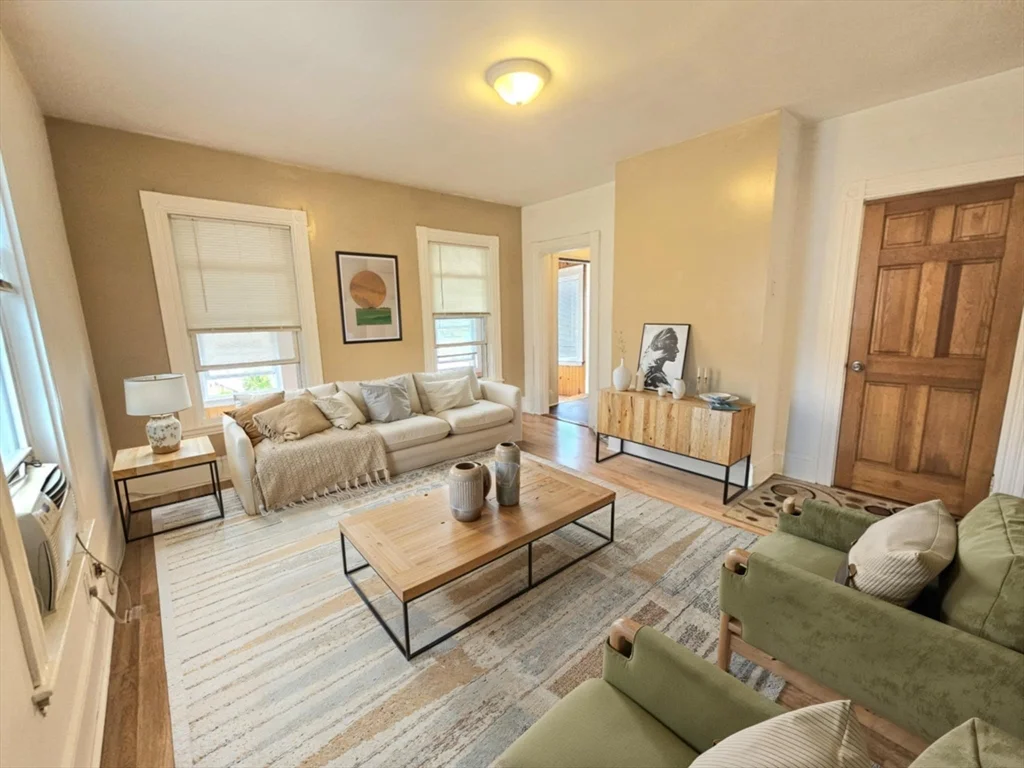 3 bed, 1 bath apartment for rent at 398 Charles St Unit 2A, Malden — photo 1 of 29