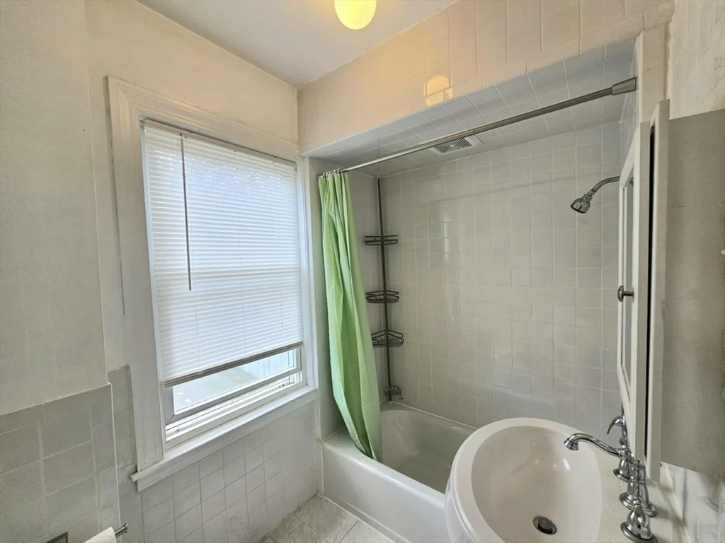 3 bed, 1 bath apartment for rent at 398 Charles St Unit 2A, Malden — photo 20 of 29