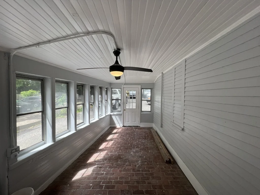 2 bed, 1 bath apartment for rent at 398 Court St Unit 1, Plymouth — photo 3 of 15