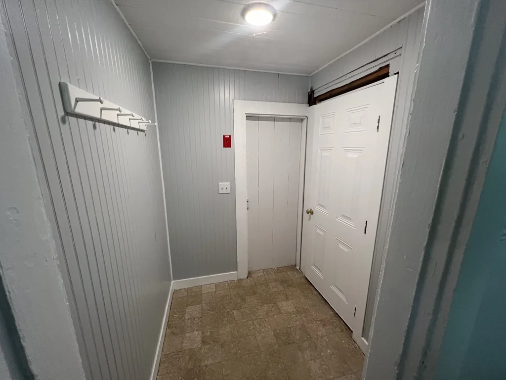 2 bed, 1 bath apartment for rent at 398 Court St Unit 1, Plymouth — photo 15 of 15