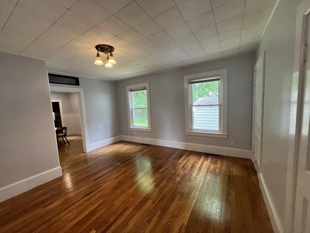 2 bed, 1 bath apartment for rent at 398 Court St Unit 1, Plymouth — photo 11 of 15