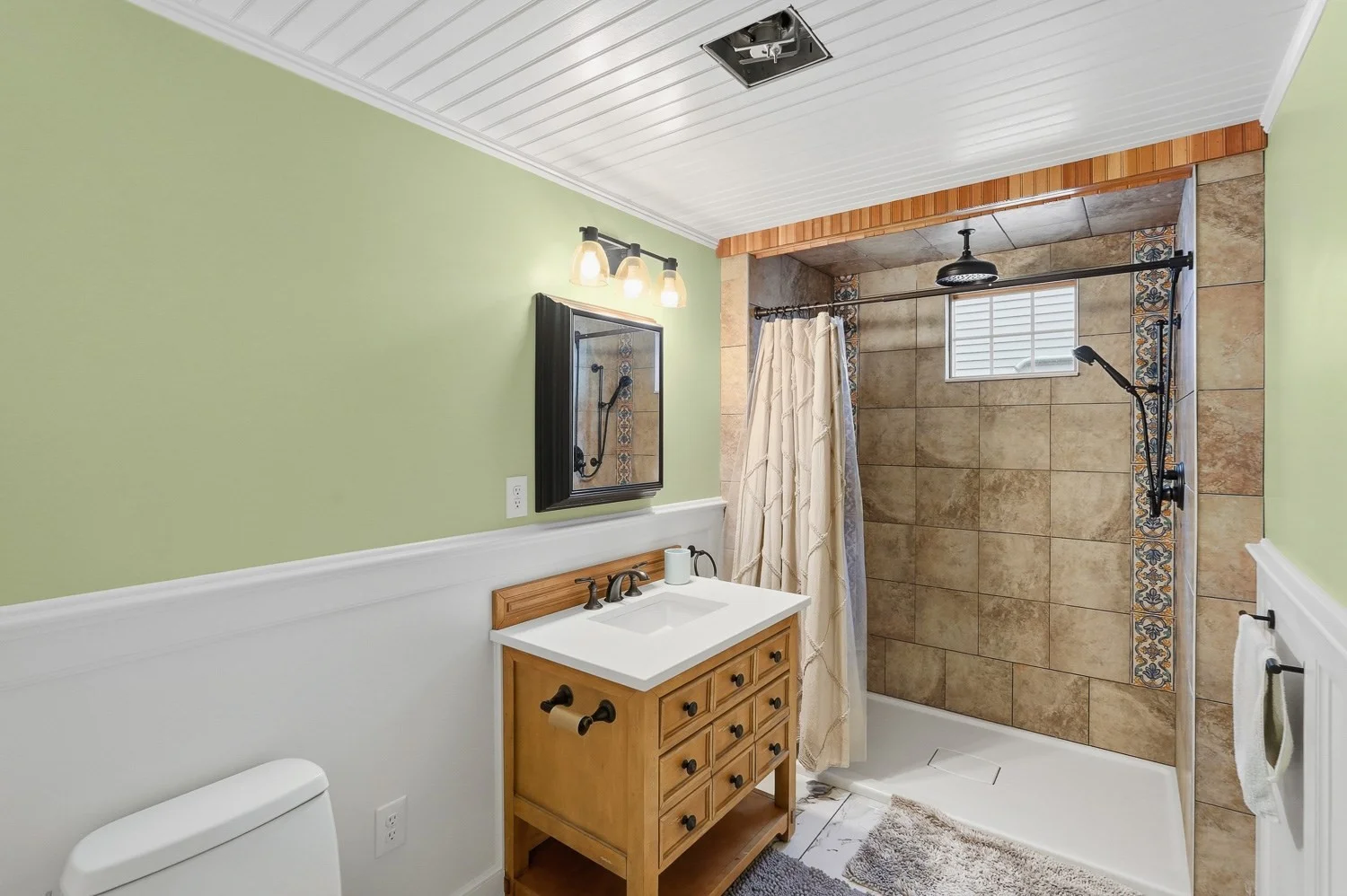 2 bed, 1 bath apartment for rent at 398 Lake Ave Unit 2, Grafton Hill — photo 18 of 42