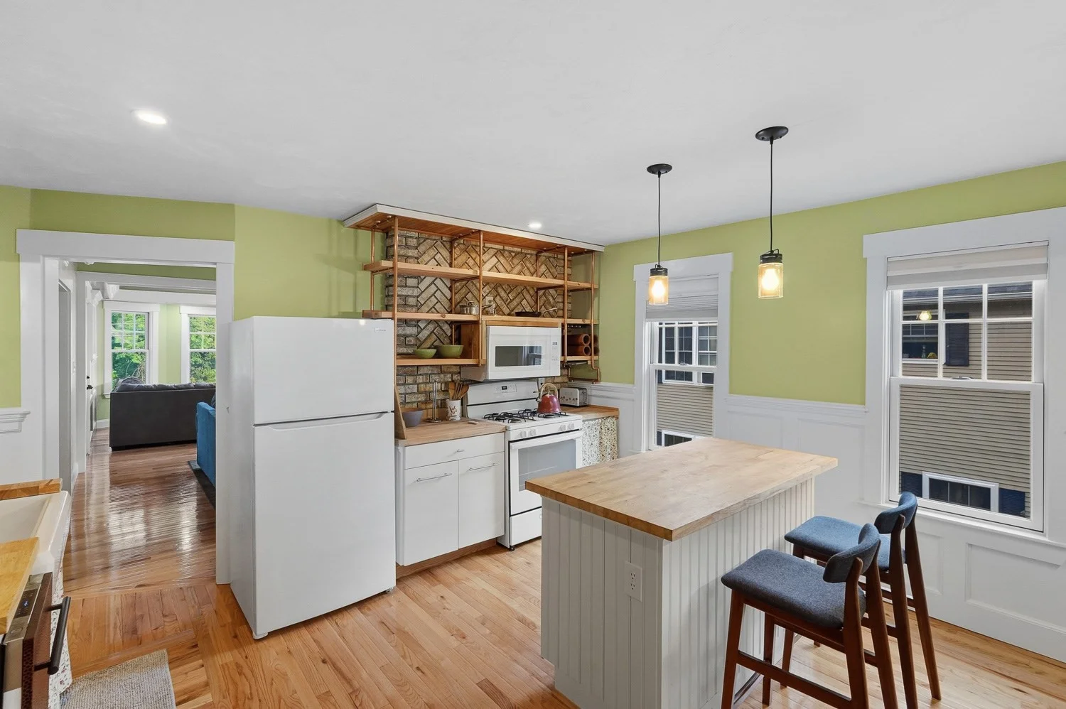 2 bed, 1 bath apartment for rent at 398 Lake Ave Unit 2, Grafton Hill — photo 20 of 42