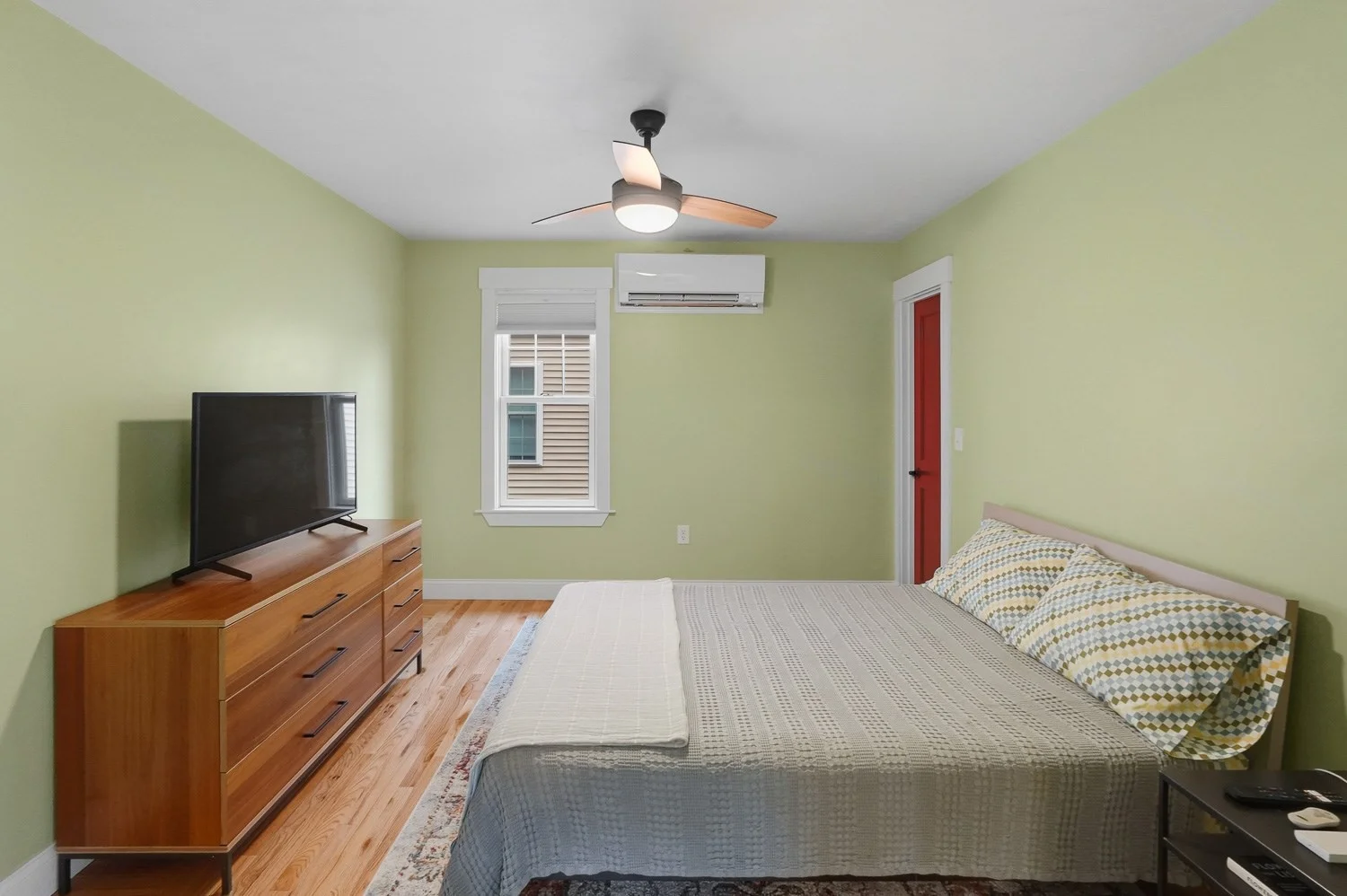 2 bed, 1 bath apartment for rent at 398 Lake Ave Unit 2, Grafton Hill — photo 17 of 42