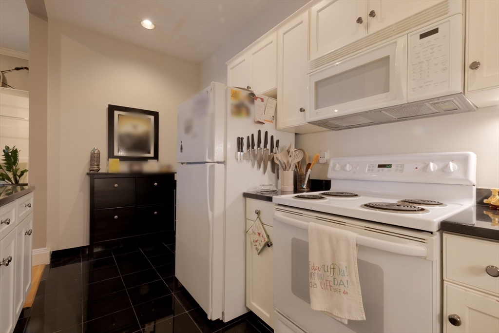1 bed, 1 bath apartment for rent at 398 Marlborough St Unit 6, Back Bay — photo 18 of 21