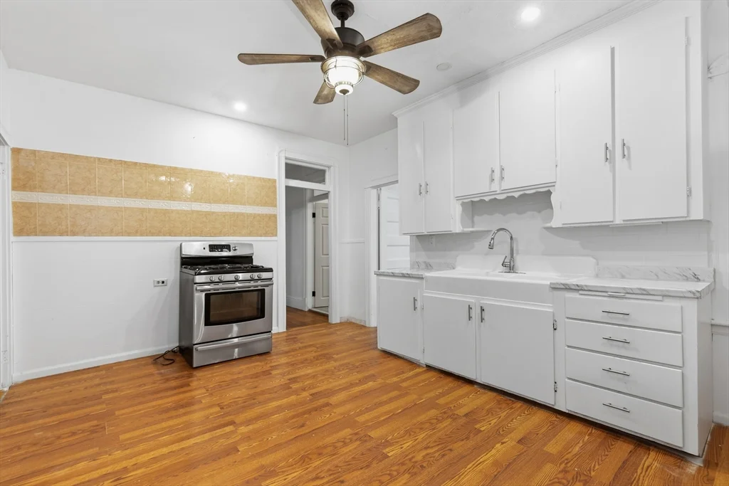 4 bed, 1 bath apartment for rent at 398 Spring St Unit 1, Brockton — photo 8 of 24