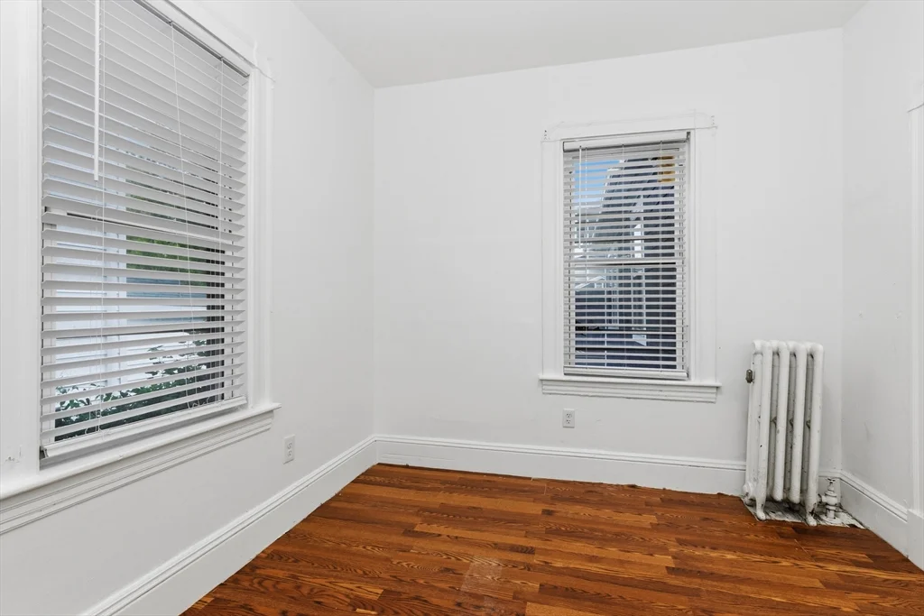 4 bed, 1 bath apartment for rent at 398 Spring St Unit 1, Brockton — photo 4 of 24
