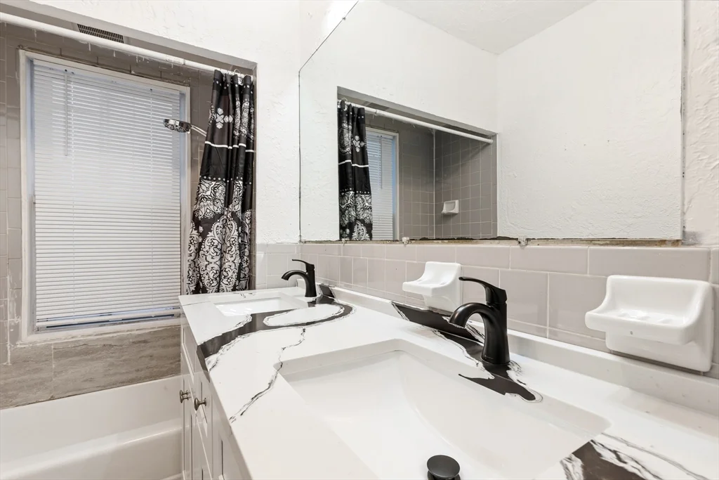 4 bed, 1 bath apartment for rent at 398 Spring St Unit 1, Brockton — photo 12 of 24