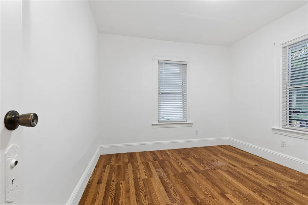 4 bed, 1 bath apartment for rent at 398 Spring St Unit 1, Brockton — photo 3 of 24