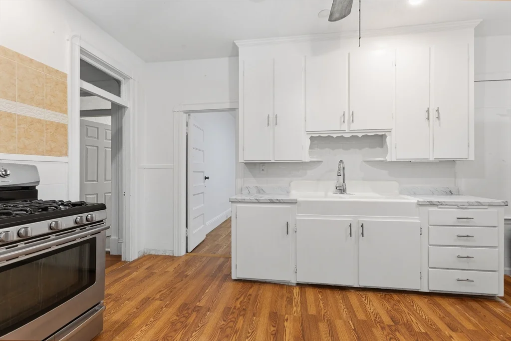 4 bed, 1 bath apartment for rent at 398 Spring St Unit 1, Brockton — photo 10 of 24