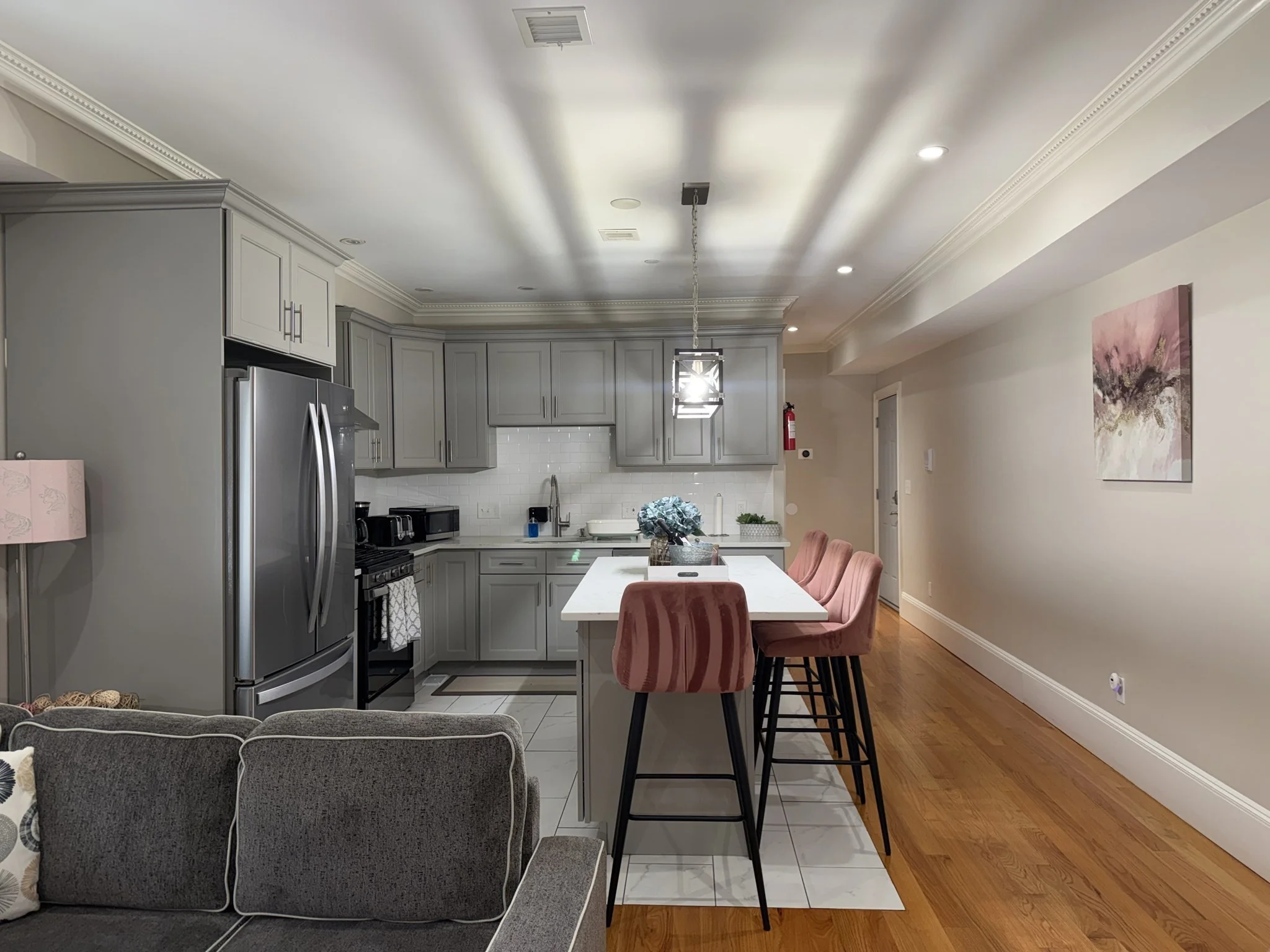 2 bed, 2 bath apartment for rent at 399 Broadway Unit 1, Bellingham Square — photo 3 of 18