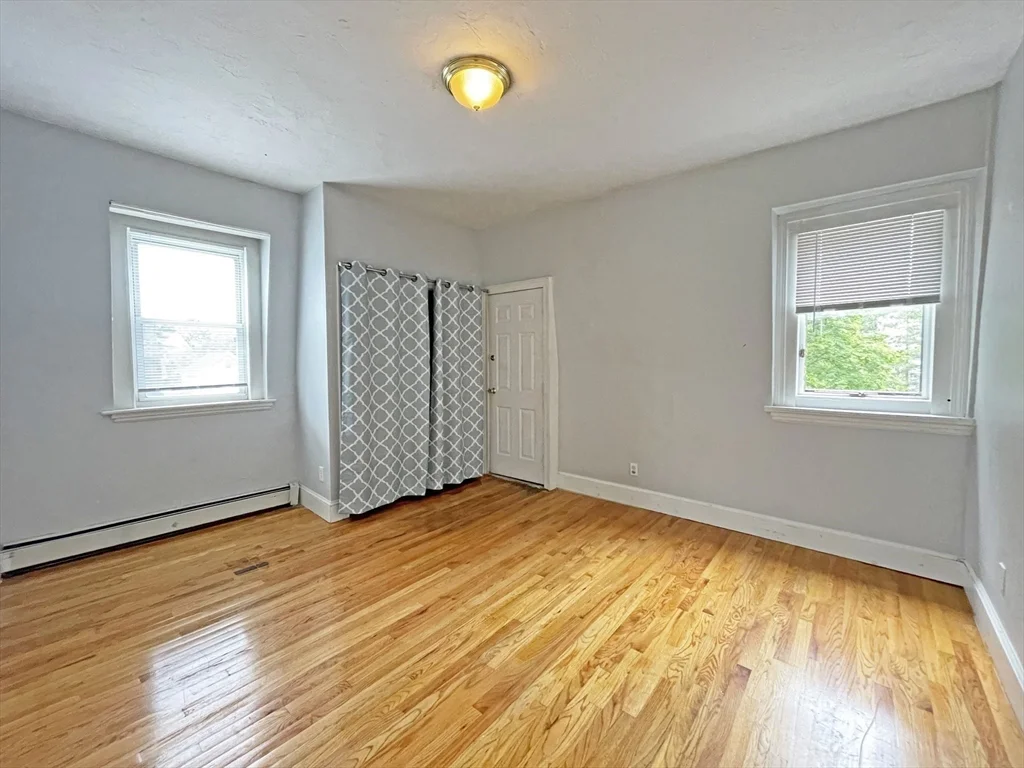 5 bed, 3 bath apartment for rent at 399 Newtonville Ave Unit 2, Newtonville — photo 13 of 24