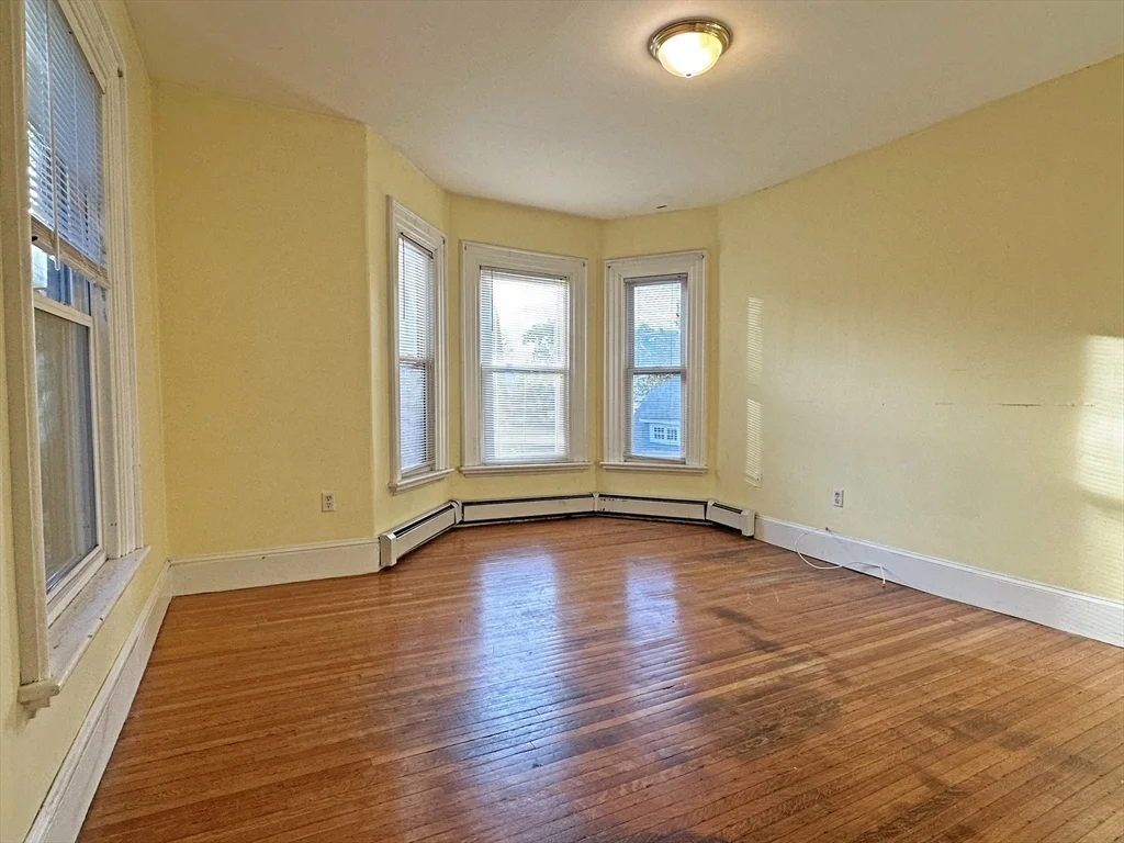 5 bed, 3 bath apartment for rent at 399 Newtonville Ave Unit 2, Newtonville — photo 16 of 24