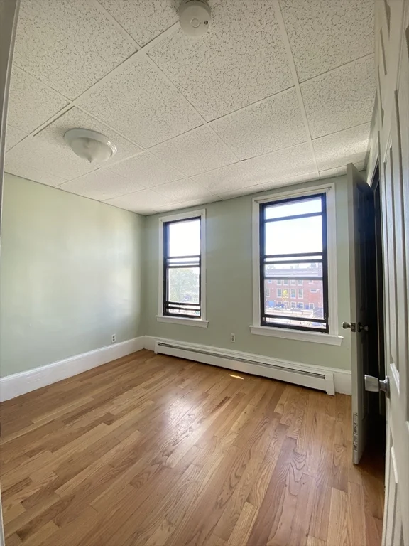 4 bed, 1 bath apartment for rent at 399 Saratoga Unit 3, East Boston — photo 5 of 11