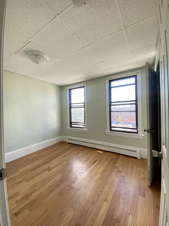 4 bed, 1 bath apartment for rent at 399 Saratoga Unit 3, East Boston — photo 6 of 11