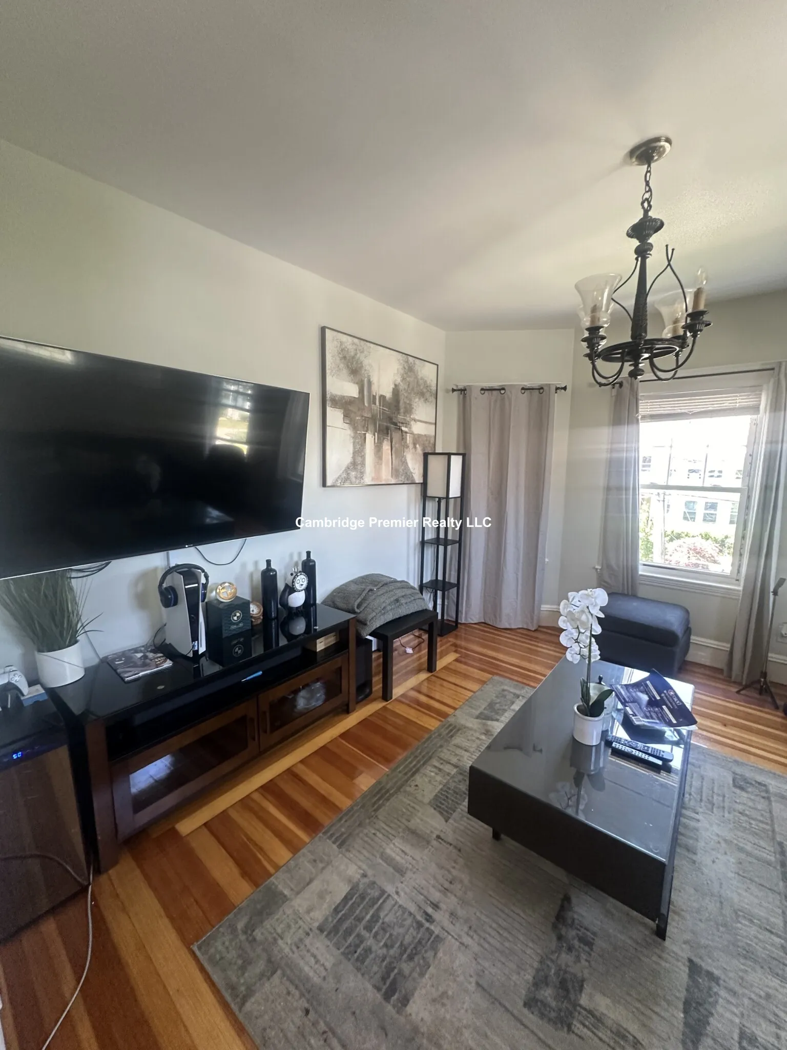 2.5 bed, 1 bath apartment for rent at 399 School St Unit 2, Watertown — photo 35 of 40
