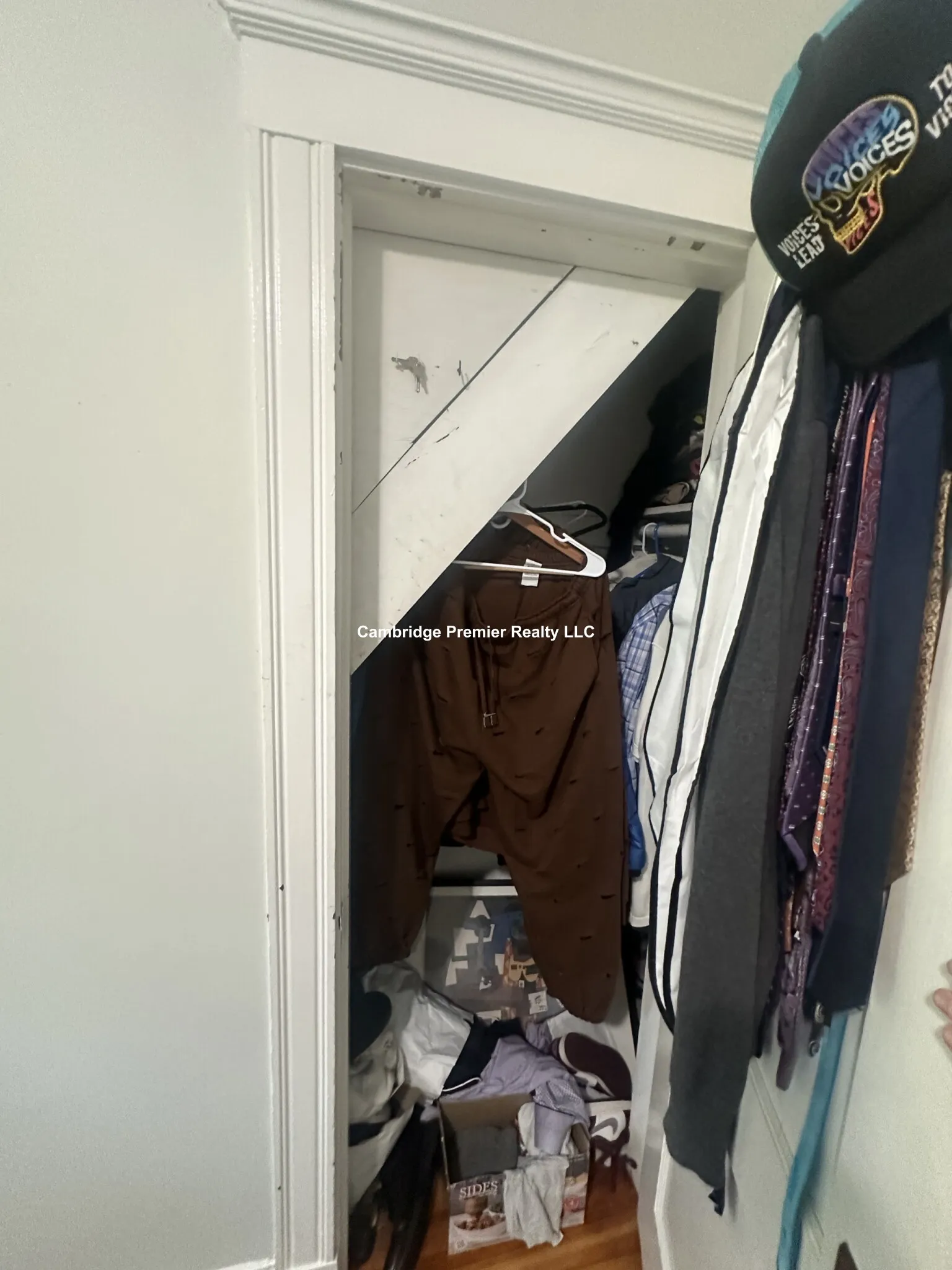 2.5 bed, 1 bath apartment for rent at 399 School St Unit 2, Watertown — photo 15 of 40