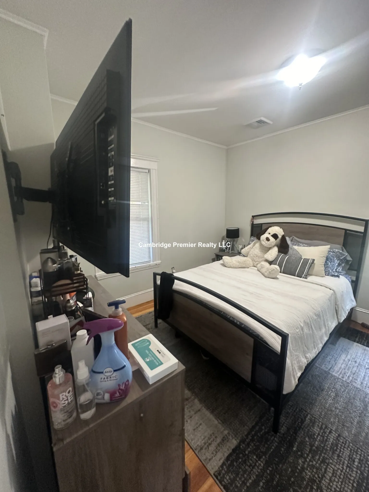 2.5 bed, 1 bath apartment for rent at 399 School St Unit 2, Watertown — photo 11 of 40