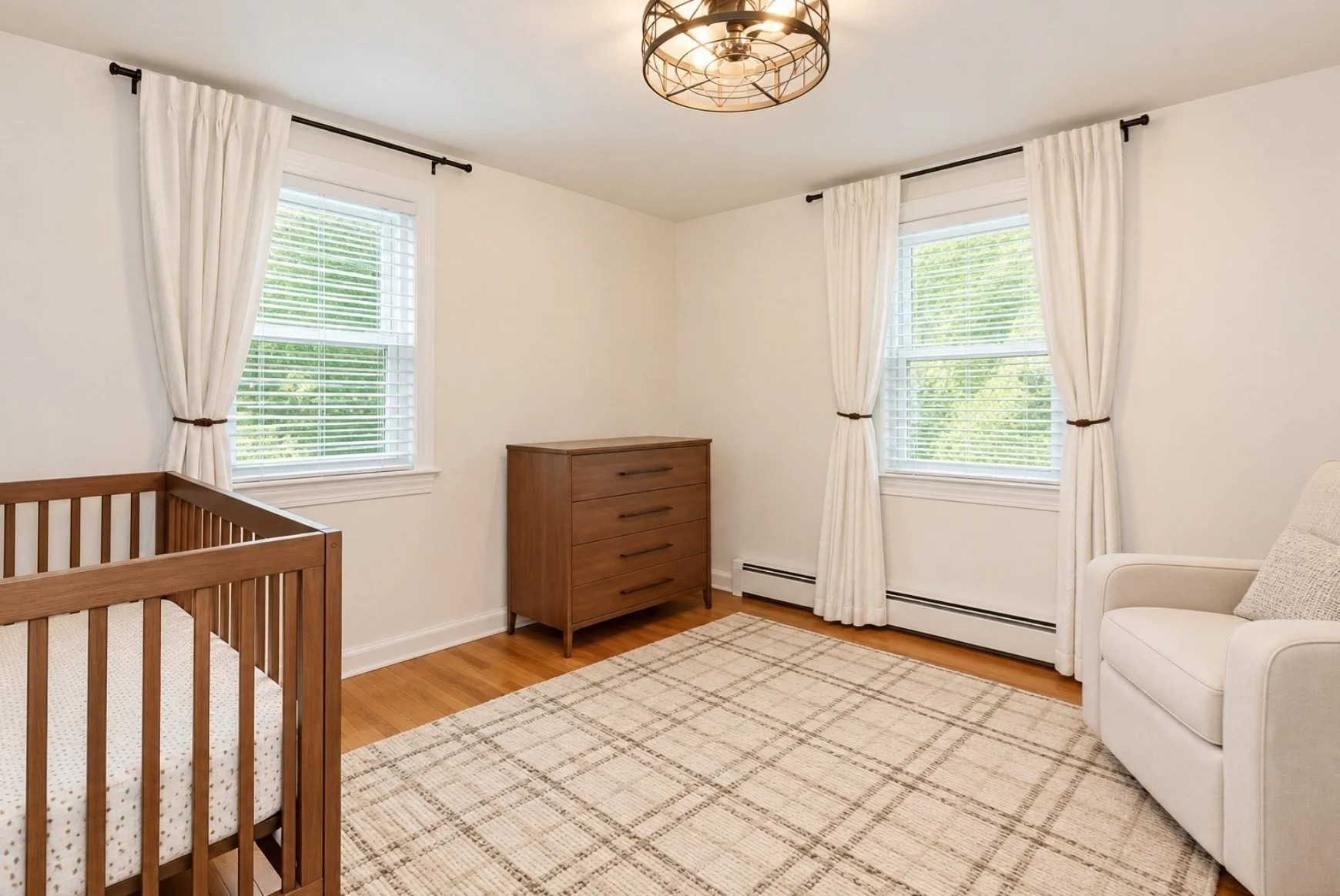 2 bed, 1 bath apartment for rent at 399 Shawsheen Ave, Silver Lake — photo 12 of 24