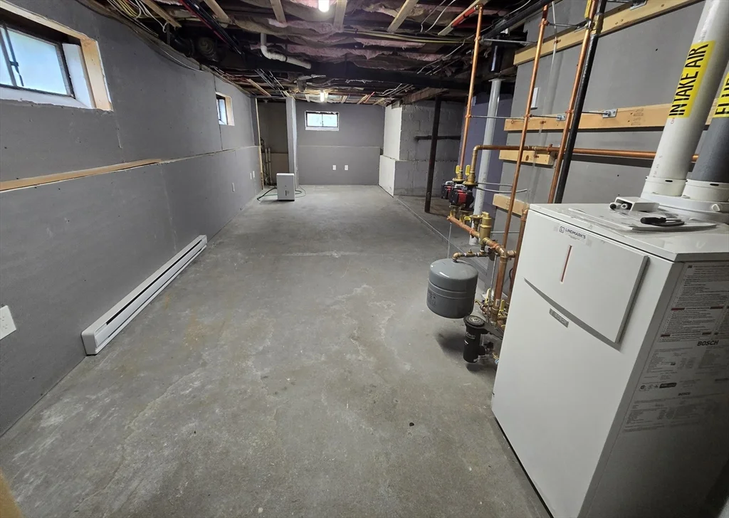 2 bed, 1 bath apartment for rent at 399 Shawsheen Ave, Wilmington — photo 27 of 32