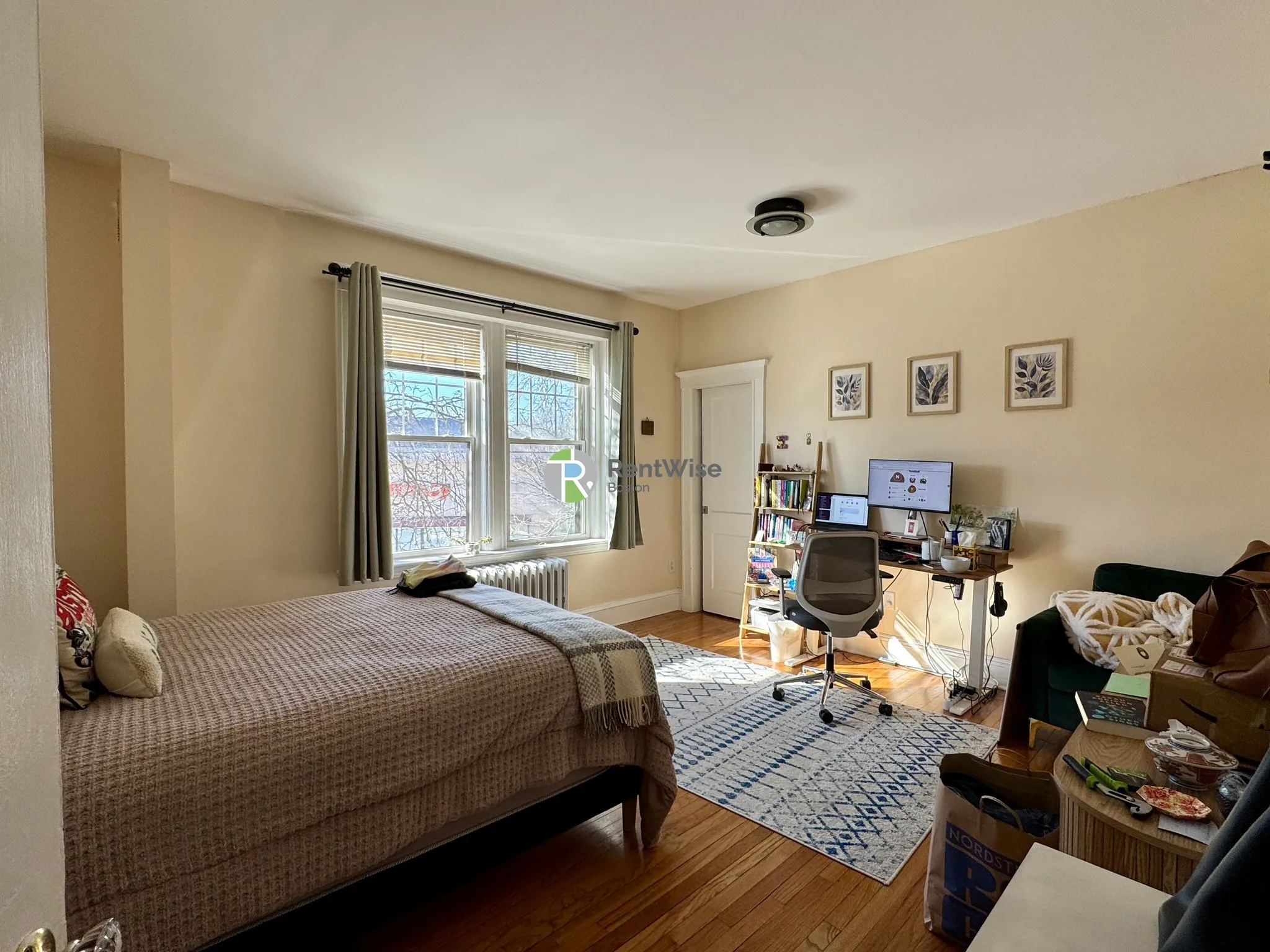 3 bed, 2 bath apartment for rent at 399 Washington St Unit 4, Coolidge Corner — photo 9 of 14