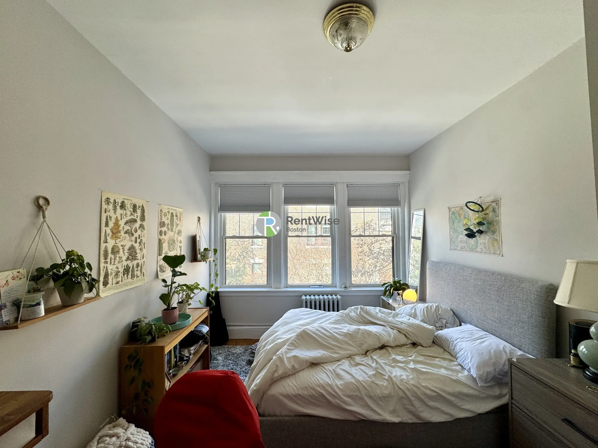 3 bed, 2 bath apartment for rent at 399 Washington St Unit 4, Coolidge Corner — photo 11 of 14