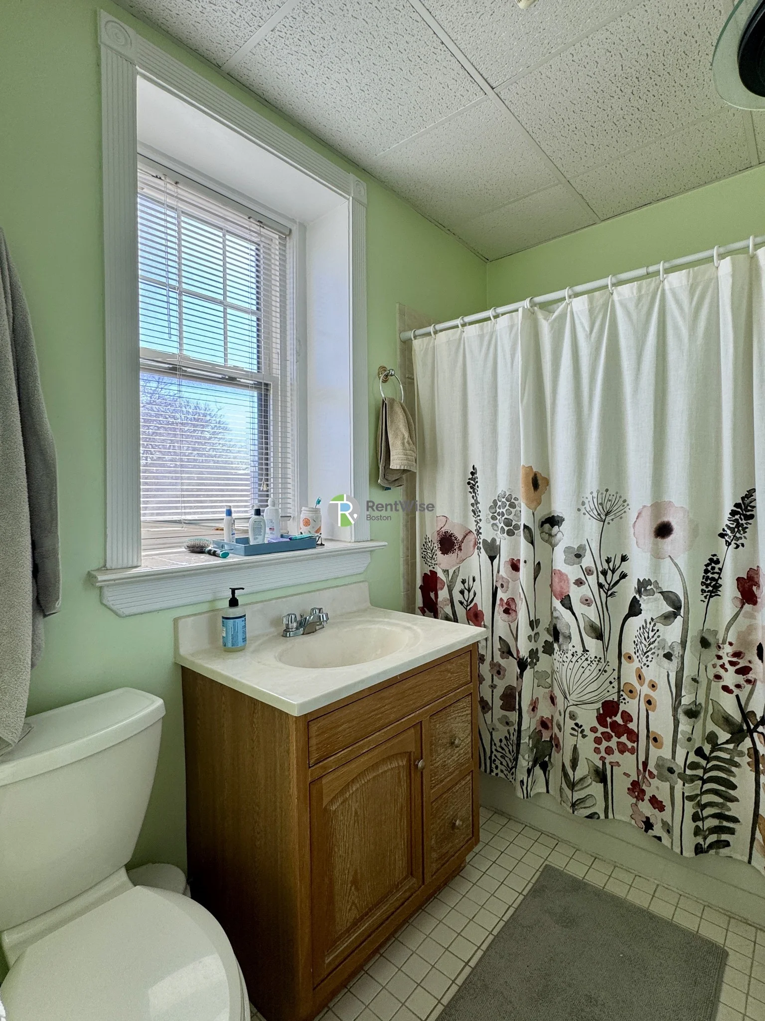 3 bed, 2 bath apartment for rent at 399 Washington St Unit 4, Coolidge Corner — photo 12 of 14