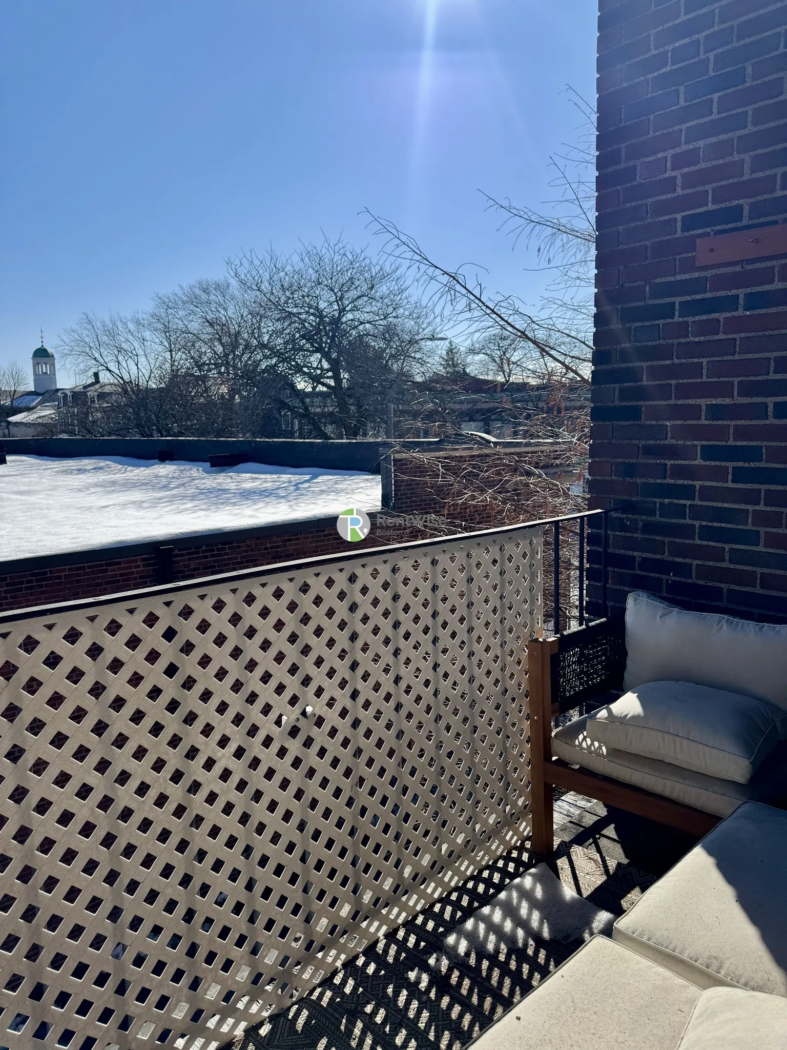 3 bed, 2 bath apartment for rent at 399 Washington St Unit 4, Coolidge Corner — photo 4 of 14