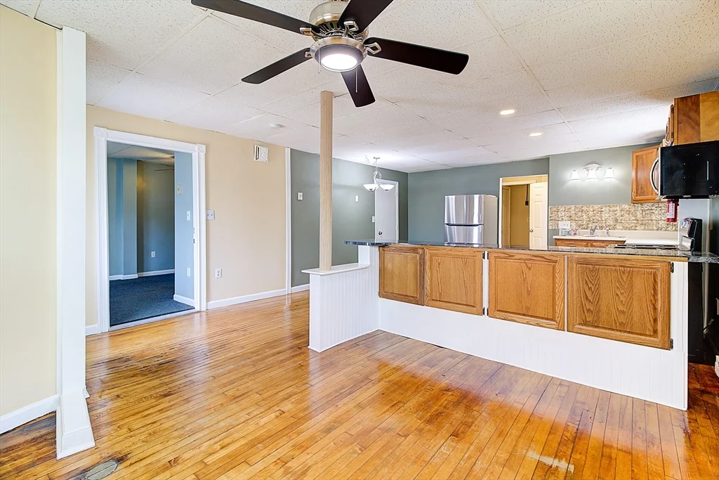 1 bed, 1 bath apartment for rent at 39a Ruggles Unit 1, Franklin — photo 3 of 18