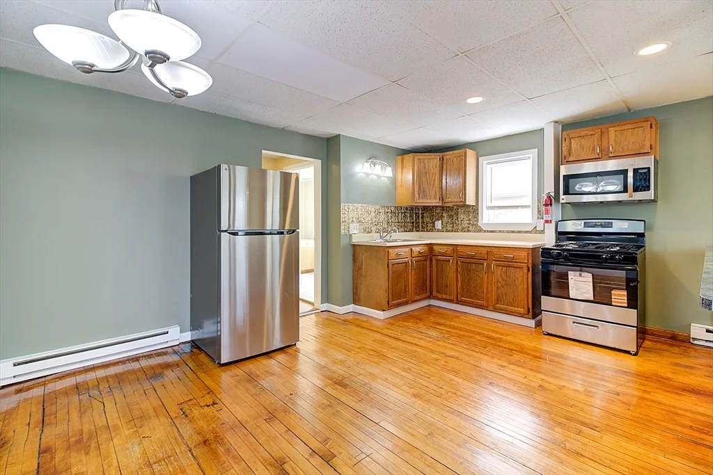 1 bed, 1 bath apartment for rent at 39a Ruggles Unit 1, Franklin — photo 6 of 18