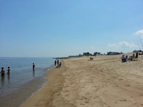 3 bed, 1 bath apartment for rent at 4 39th St Unit WINTER, Plum Island — photo 11 of 13