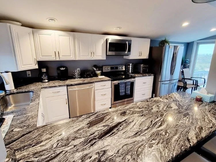 3 bed, 1 bath apartment for rent at 4 39th St Unit WINTER, Plum Island — photo 4 of 13