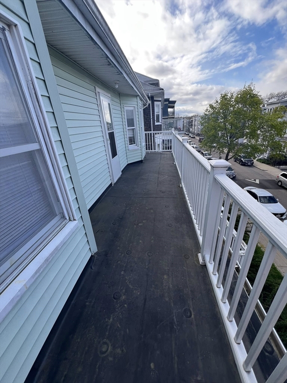 3 bed, 1 bath apartment for rent at 4-6 Greendale Rd Unit 2, Boston — photo 16 of 17