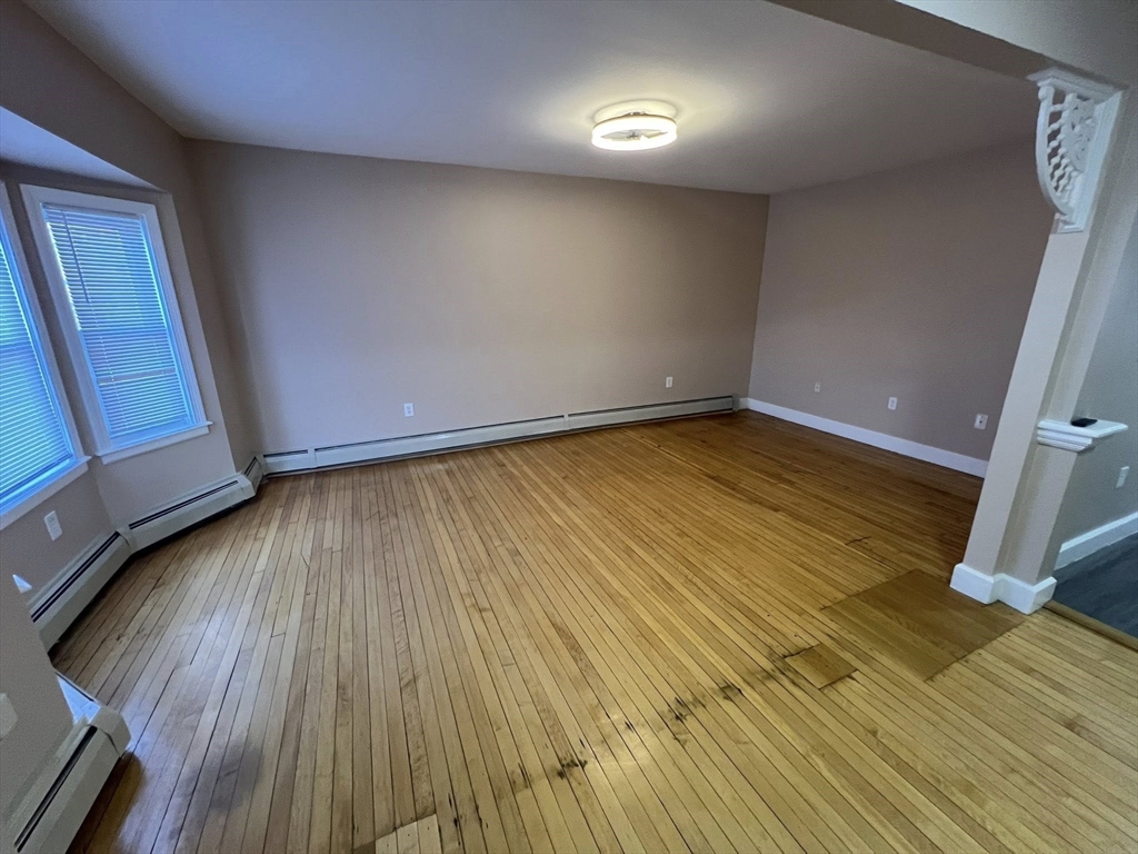 3 bed, 1 bath apartment for rent at 4-6 Greendale Rd Unit 2, Boston — photo 5 of 17