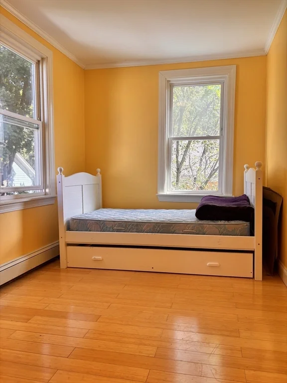 3 bed, 1 bath apartment for rent at 4-6 Stinson Ct Unit 3, Cambridgeport — photo 8 of 9